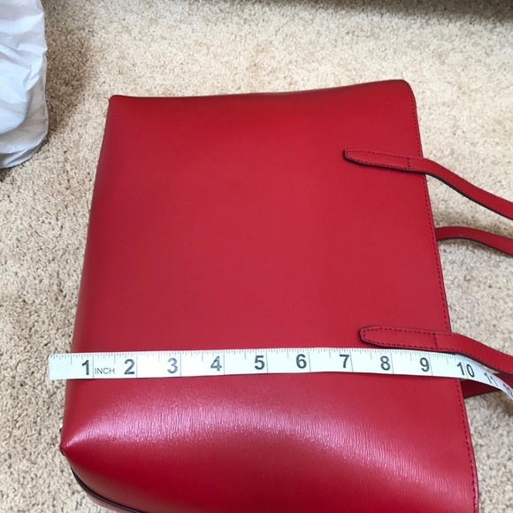 NWT! DKNY TOP ZIP Bryant medium tote . - Picture 11 of 12